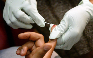 BBC: “Hospitals and GP practices fail to check for HIV”